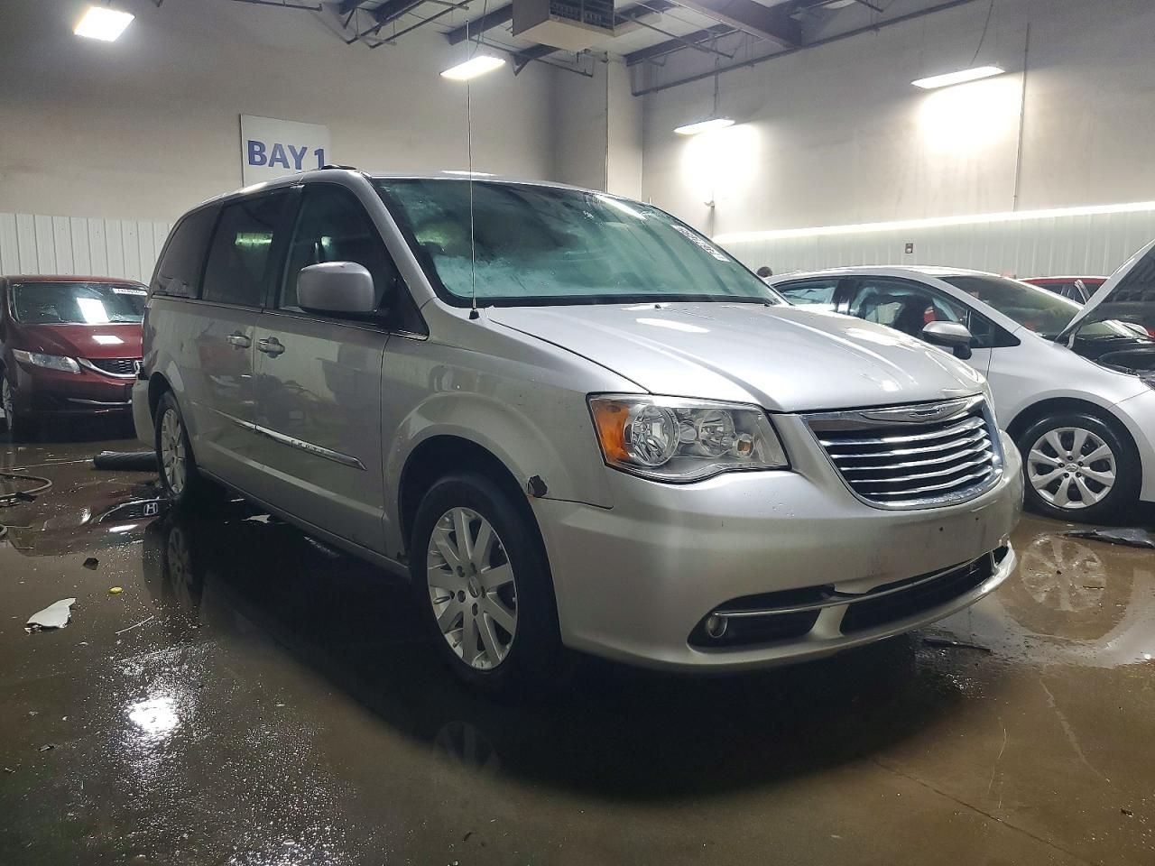 2012 Chrysler Town & Country Touring l