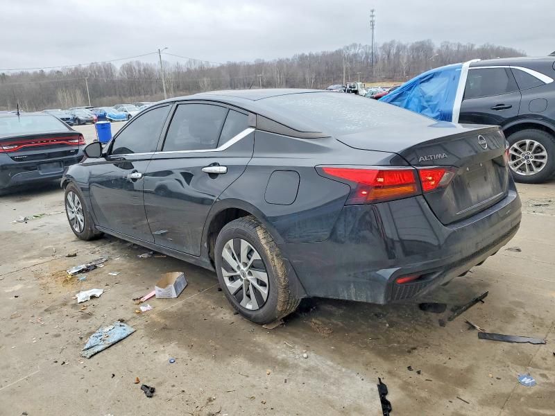 2023 Nissan Altima s