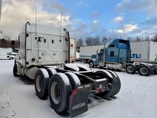2023 Freightliner Cascadia 126 Semi Truck