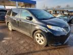 2017 Toyota Sienna le