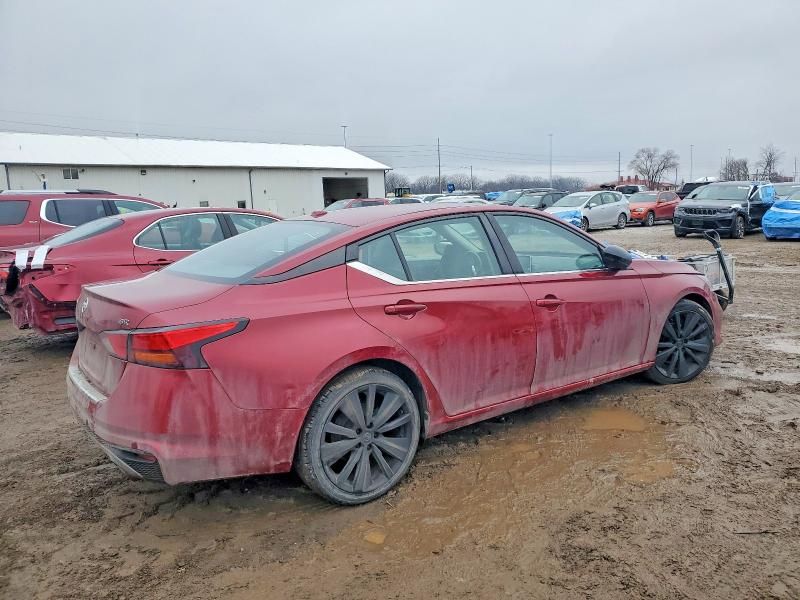 2021 Nissan Altima sr