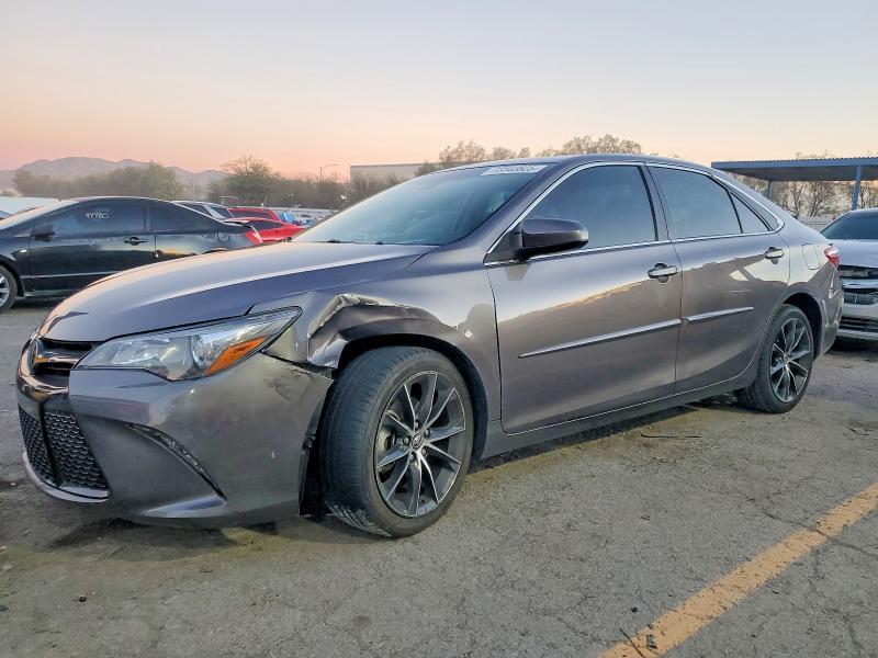 2016 Toyota Camry le