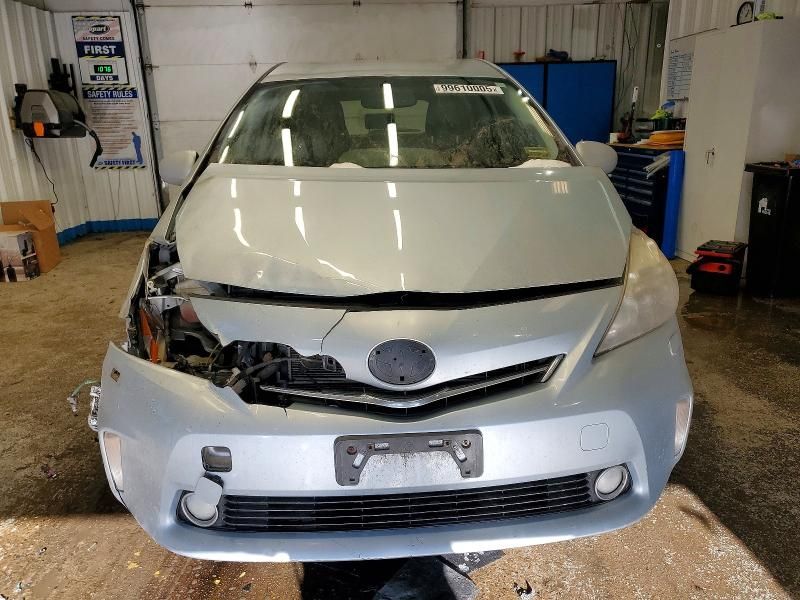 2013 Toyota Prius v