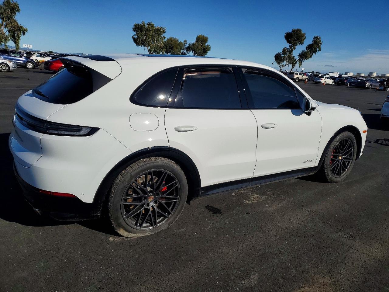 2025 Porsche Cayenne gts
