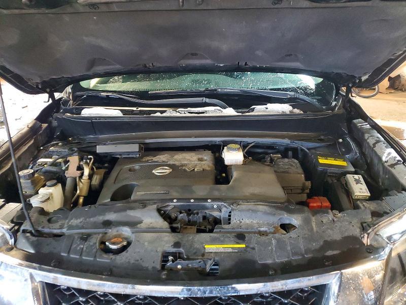 2016 Nissan Pathfinder s