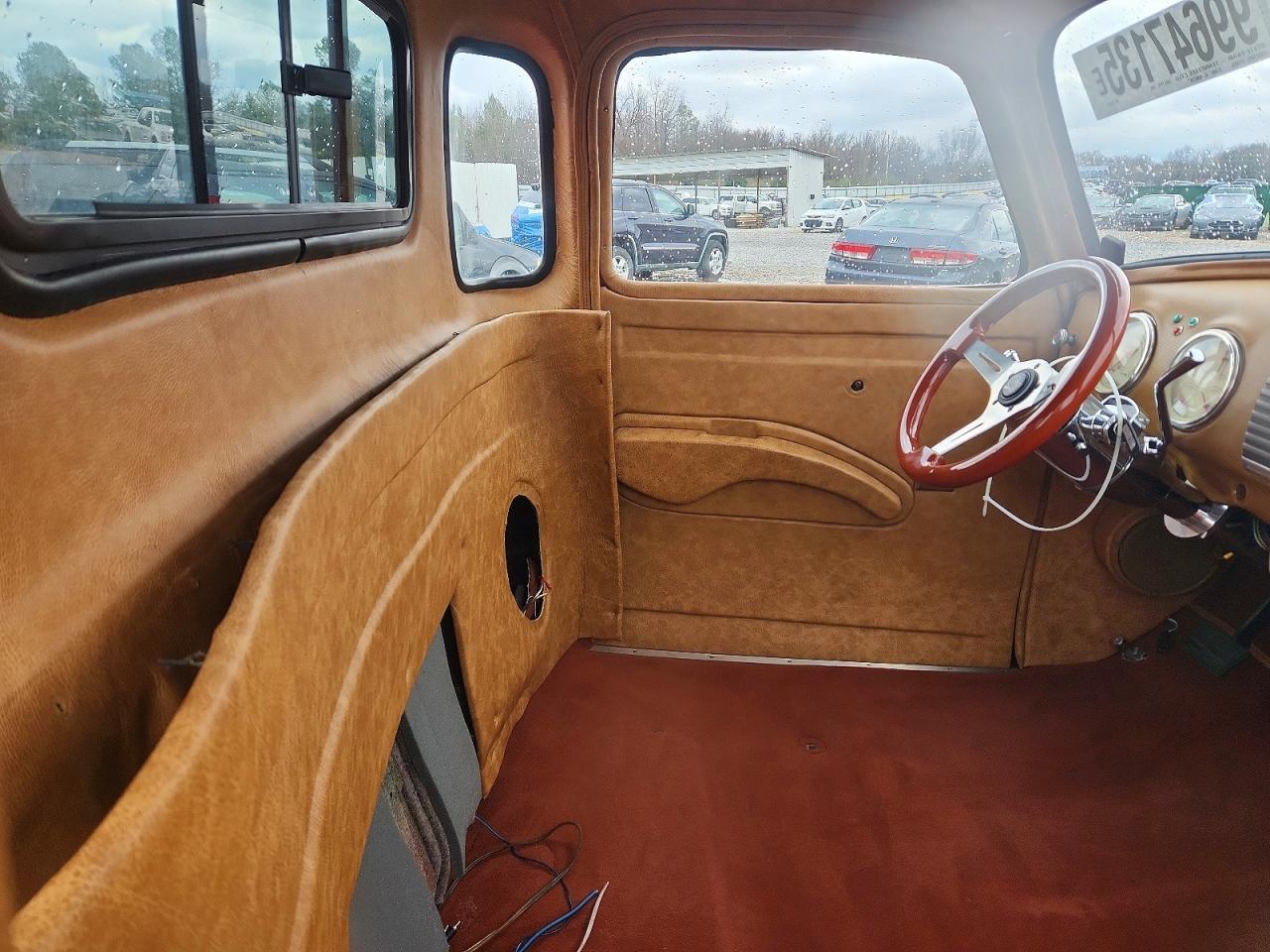 1953 Chev C31