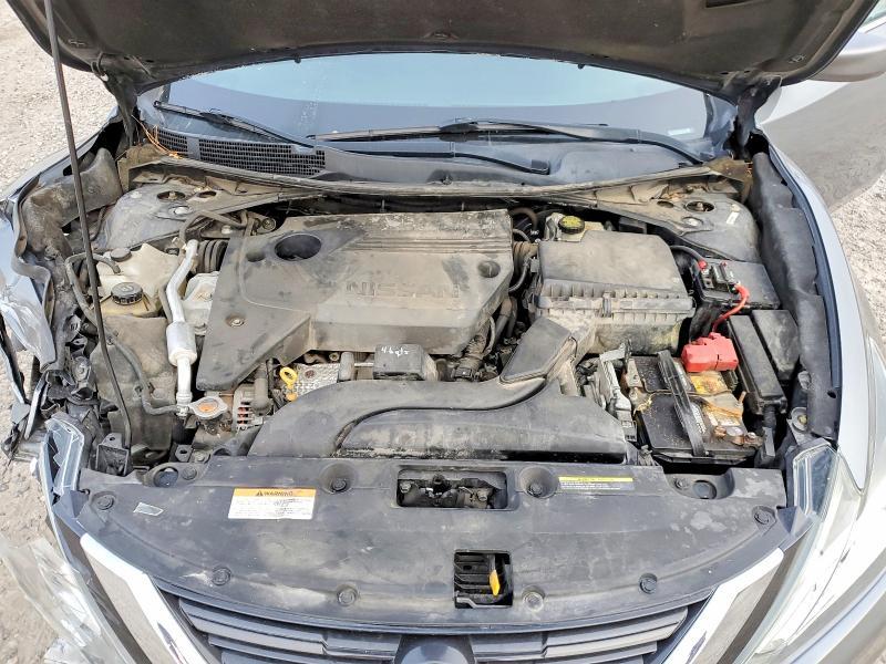 2017 Niss Altima 2.5