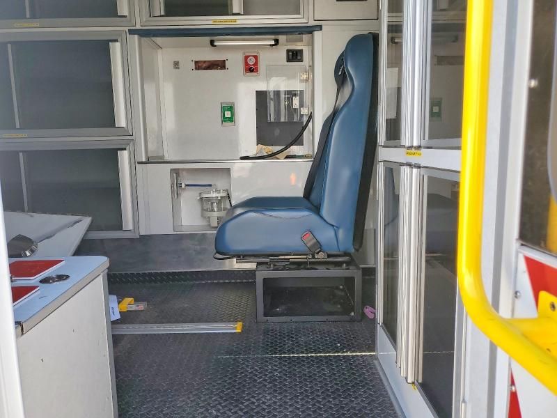 2021 Ford E350 Ambulance