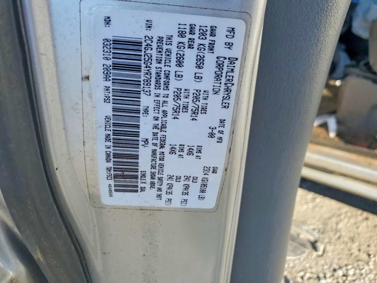 2000 Chrysler Voyager