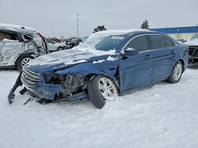 2016 Ford Taurus sel