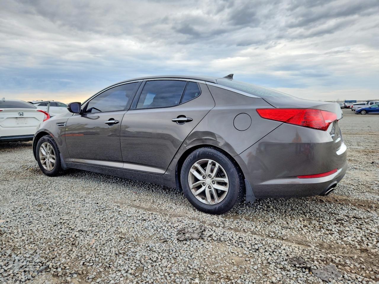 2013 KIA Optima lx