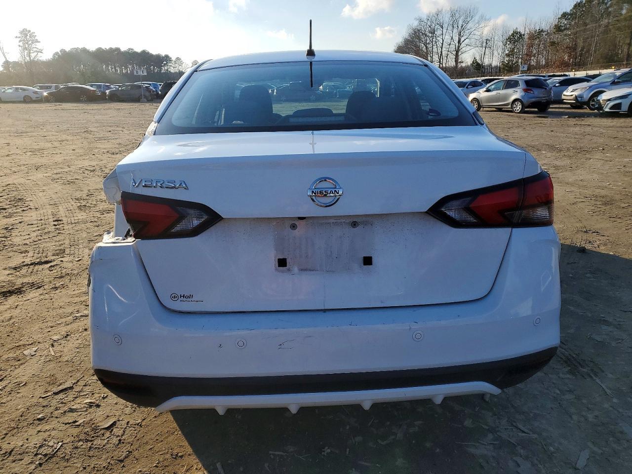 2021 Nissan Versa s