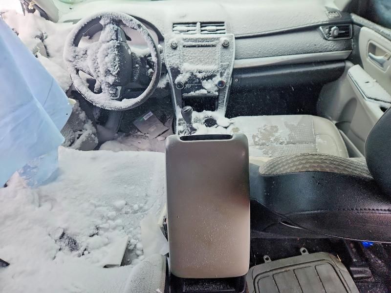 2015 Toyota Camry le