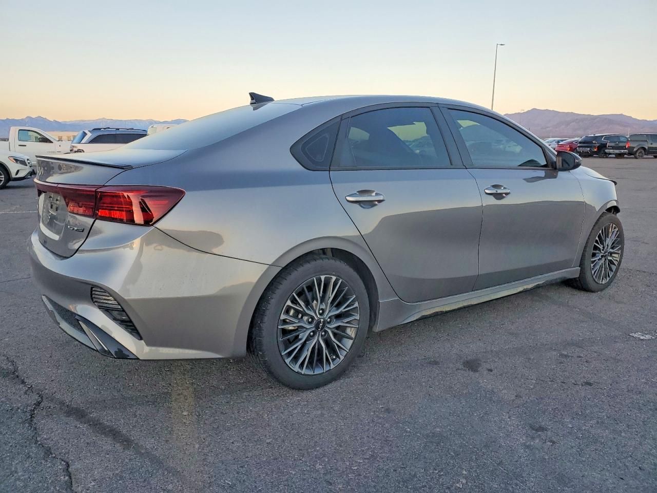 2024 KIA Forte gt Line