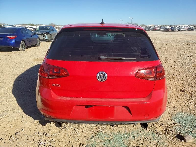 2016 Volkswagen Golf Base / s
