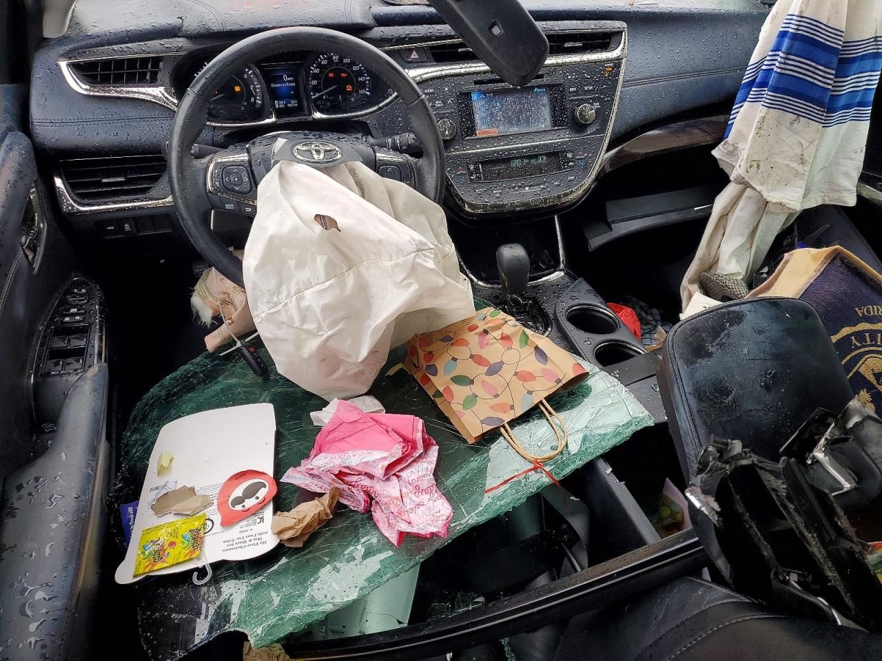 2013 Toyota Avalon Base