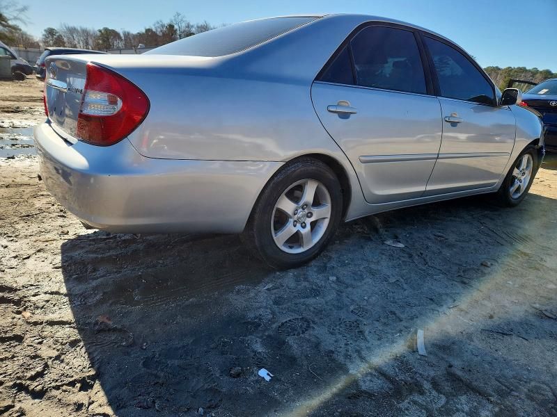 2002 Toyota Camry le