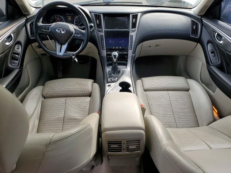 2018 Infiniti Q50 Luxe