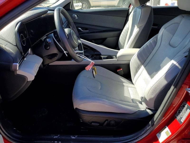 2024 Hyundai Elantra Limited