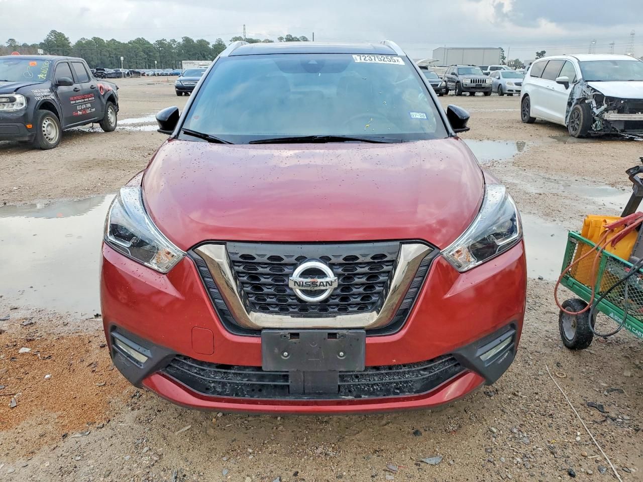 2020 Nissan Kicks sr