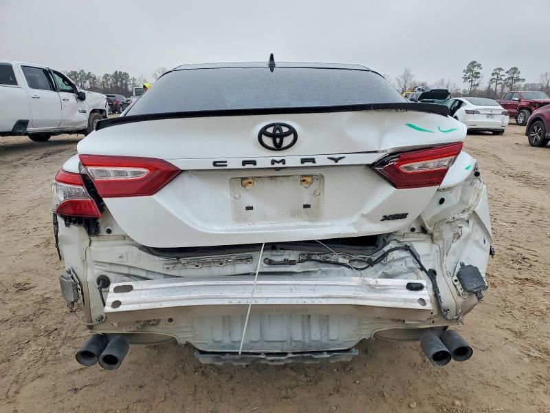 2020 Toyota Camry xse V6