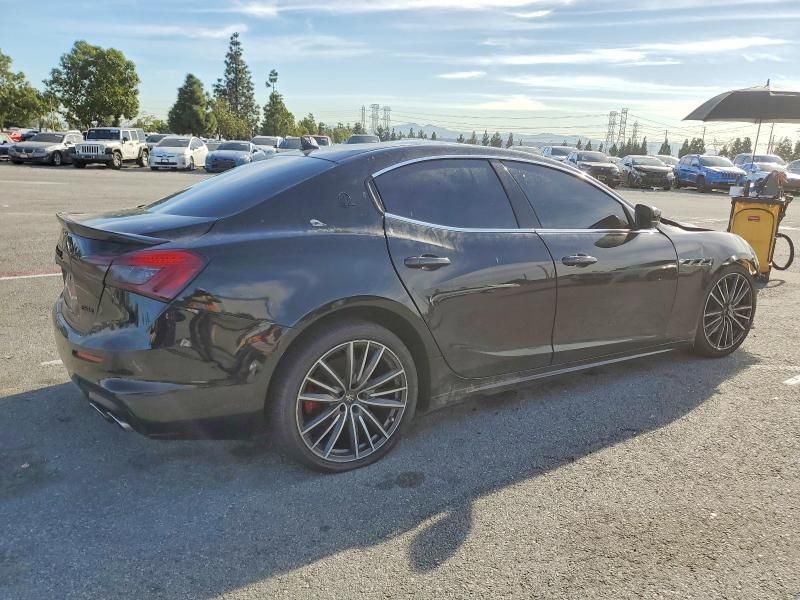 2020 Maserati Ghibli