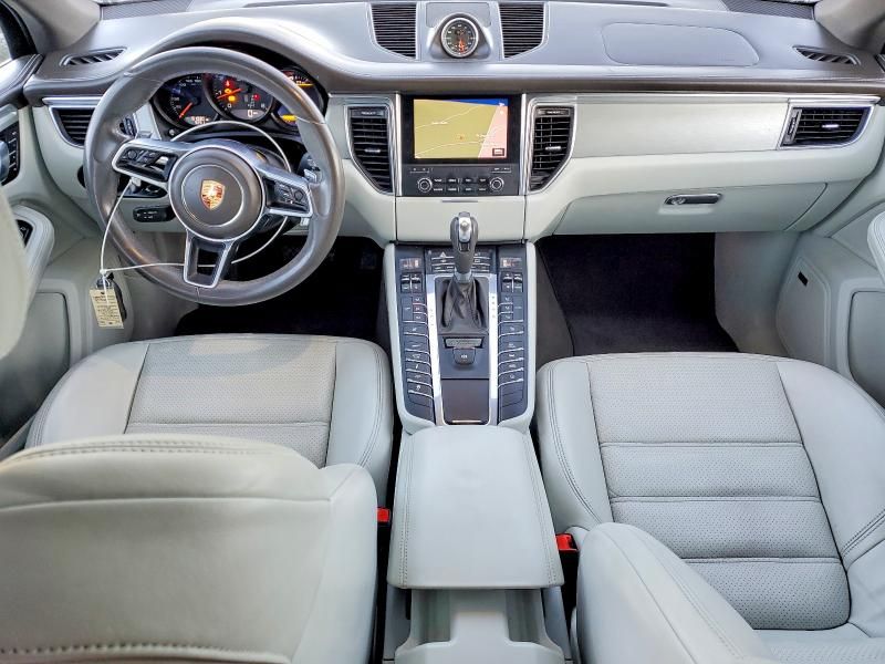 2017 Porsche Macan gts