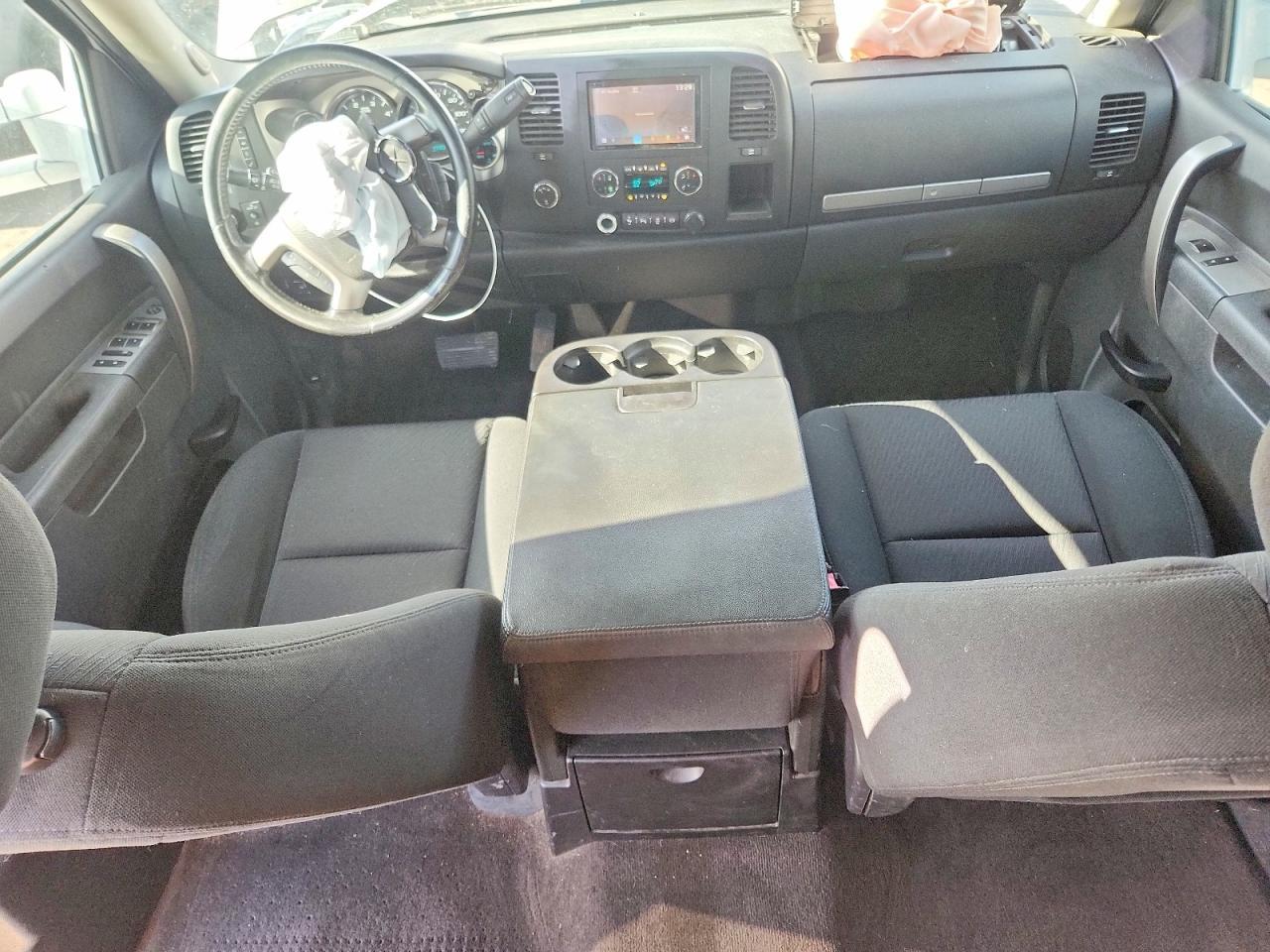 2013 Chevrolet Silverado Flatbed Truck