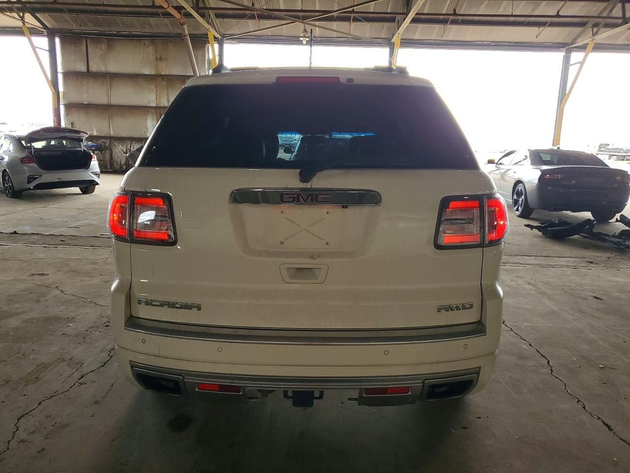 2013 GMC Acadia Denali