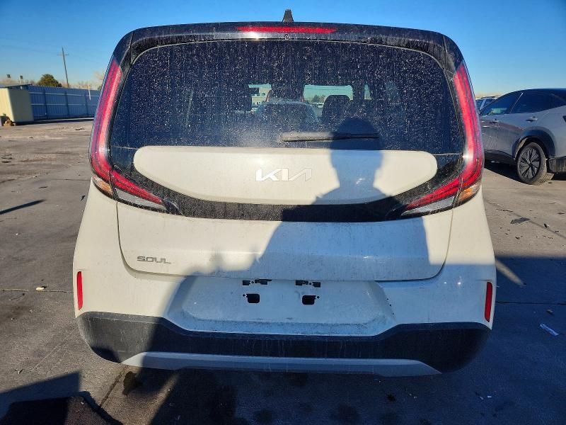 2023 KIA Soul lx