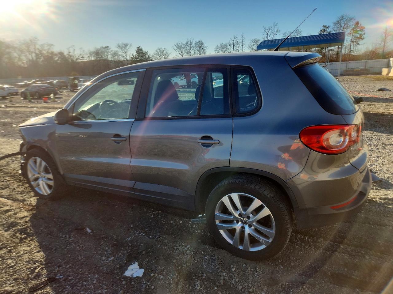 2009 Volkswagen Tiguan s