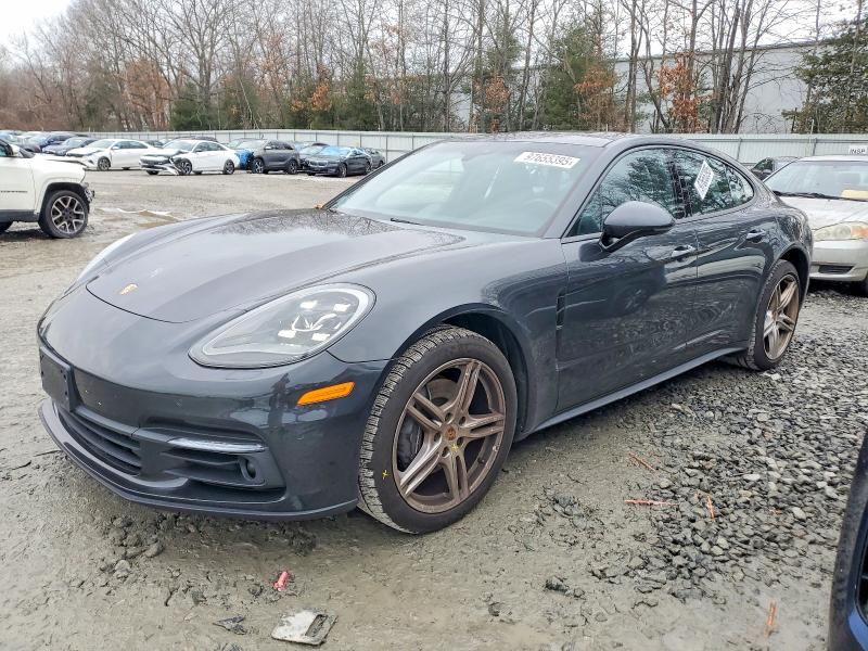 2017 Porsche Panamera 2