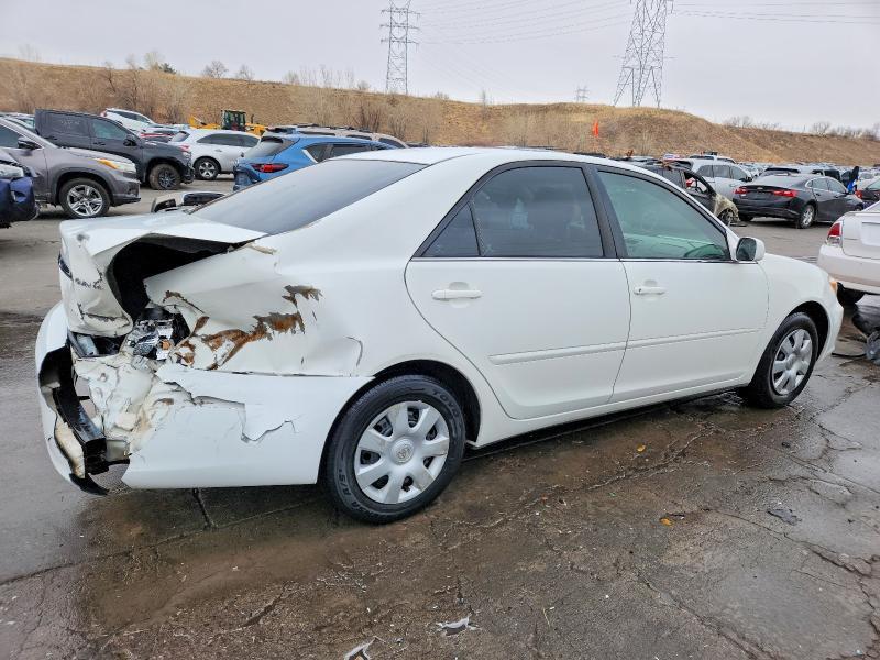 2004 Toyota Camry le