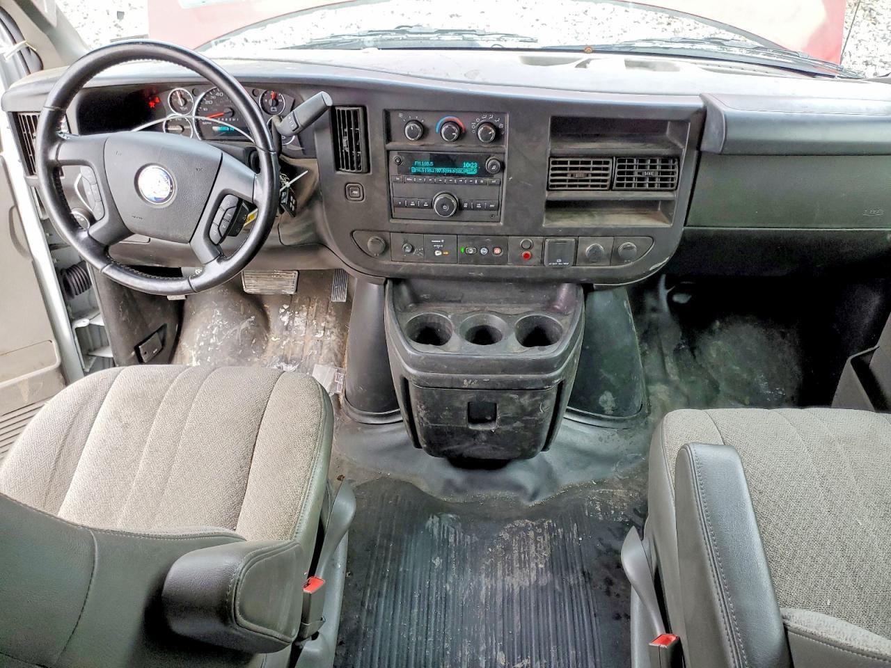 2022 GMC 2000 GMC Savana G3500 Utility / Service Van