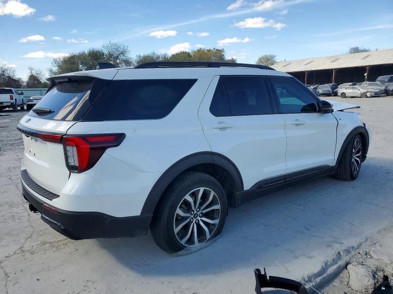 2025 Ford Explorer St-line