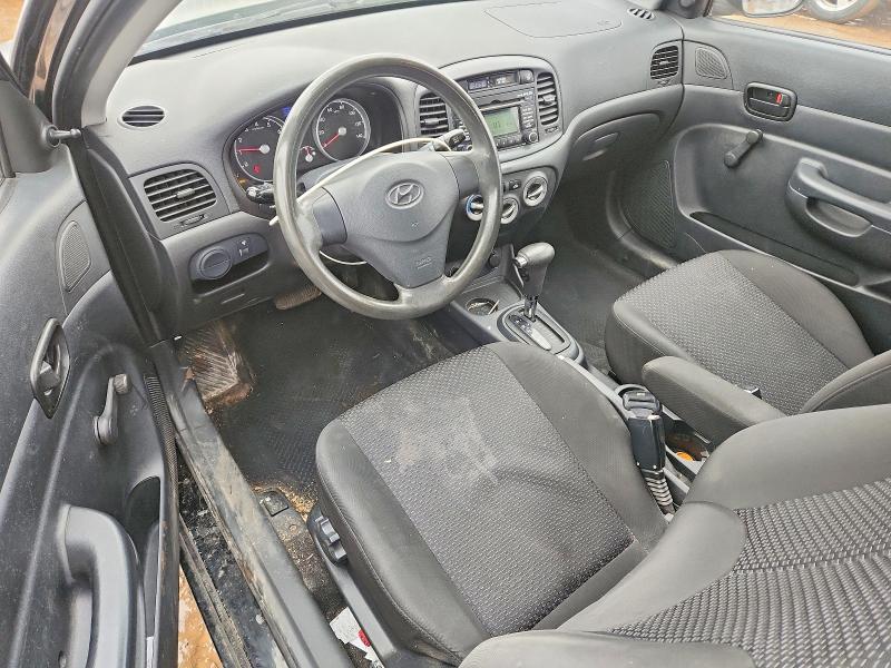 2011 Hyundai Accent gl