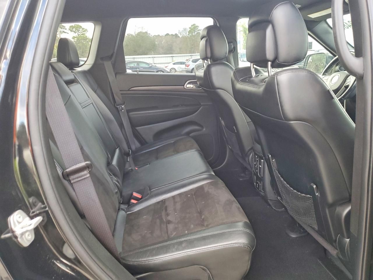 2020 Jeep Grand Cherokee Laredo