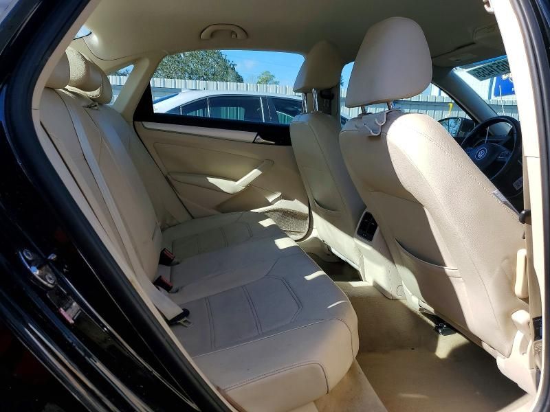 2013 Volkswagen Passat se