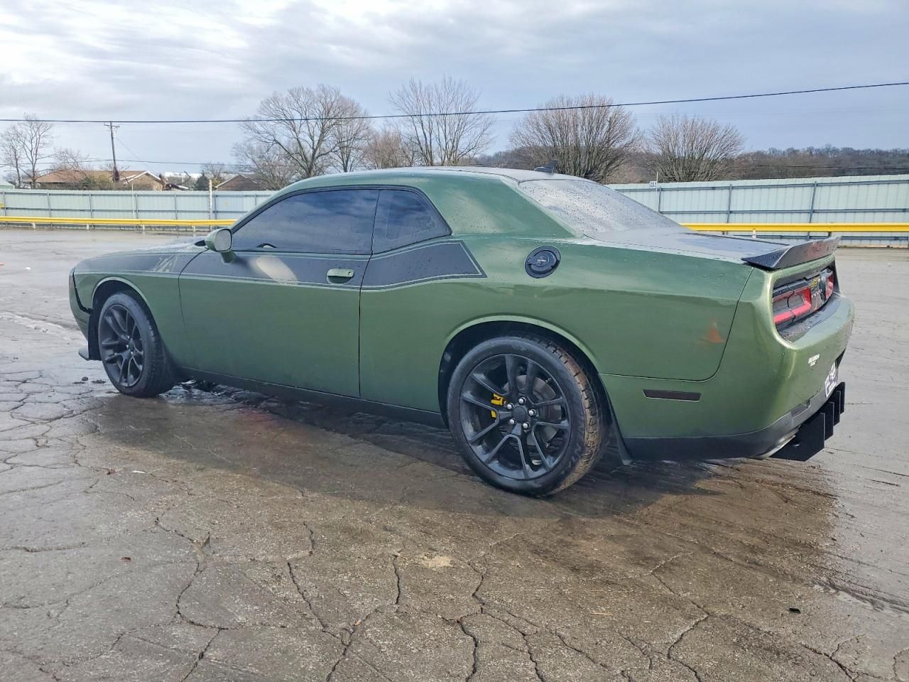 2021 Dodge Challenger r