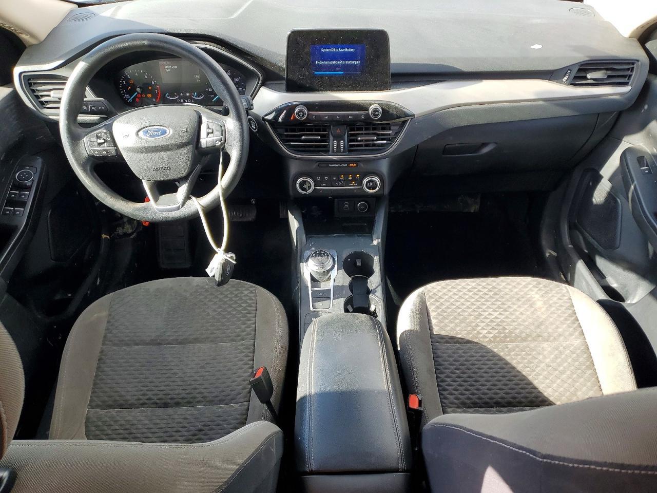 2020 Ford Escape se