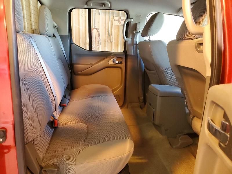 2012 Nissan Frontier s