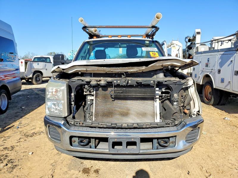 2015 Ford F350 Super Duty Utility / Service Truck