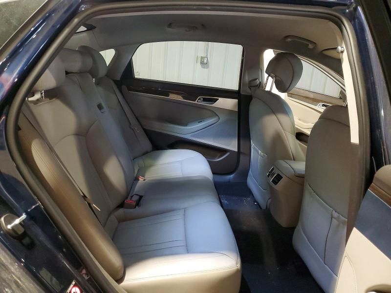 2019 Genesis G80 Base