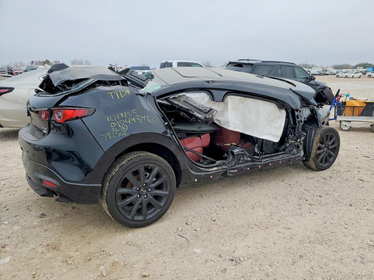 2025 Mazda 3 Premium Plus
