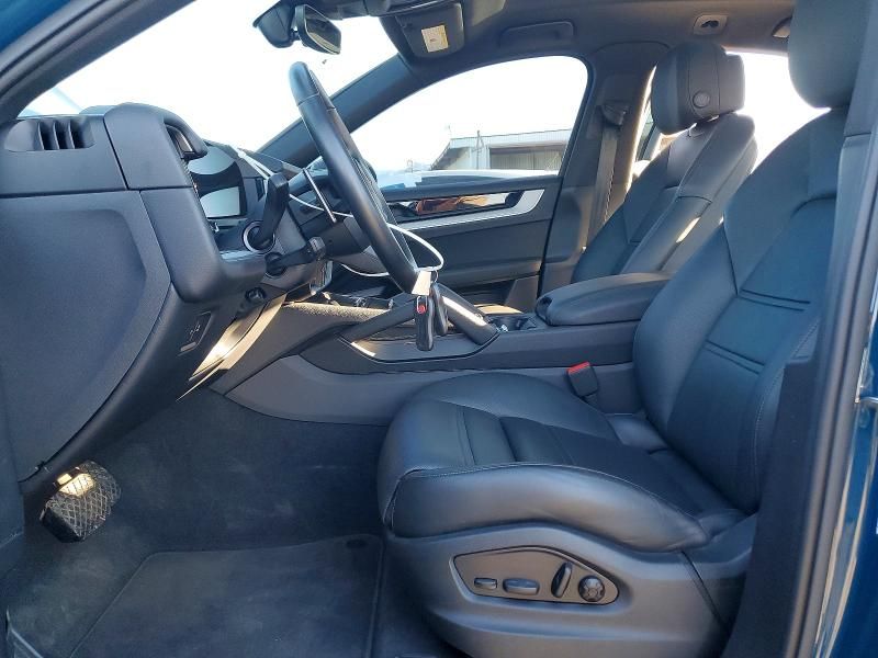 2024 Porsche Cayenne Coupe