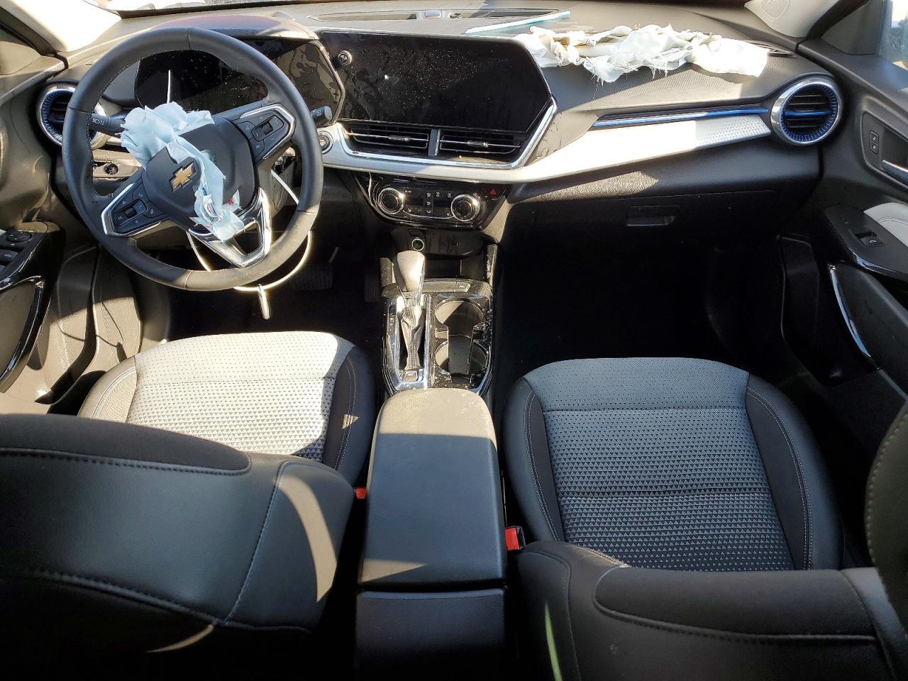 2025 Chevrolet Trax 1LT