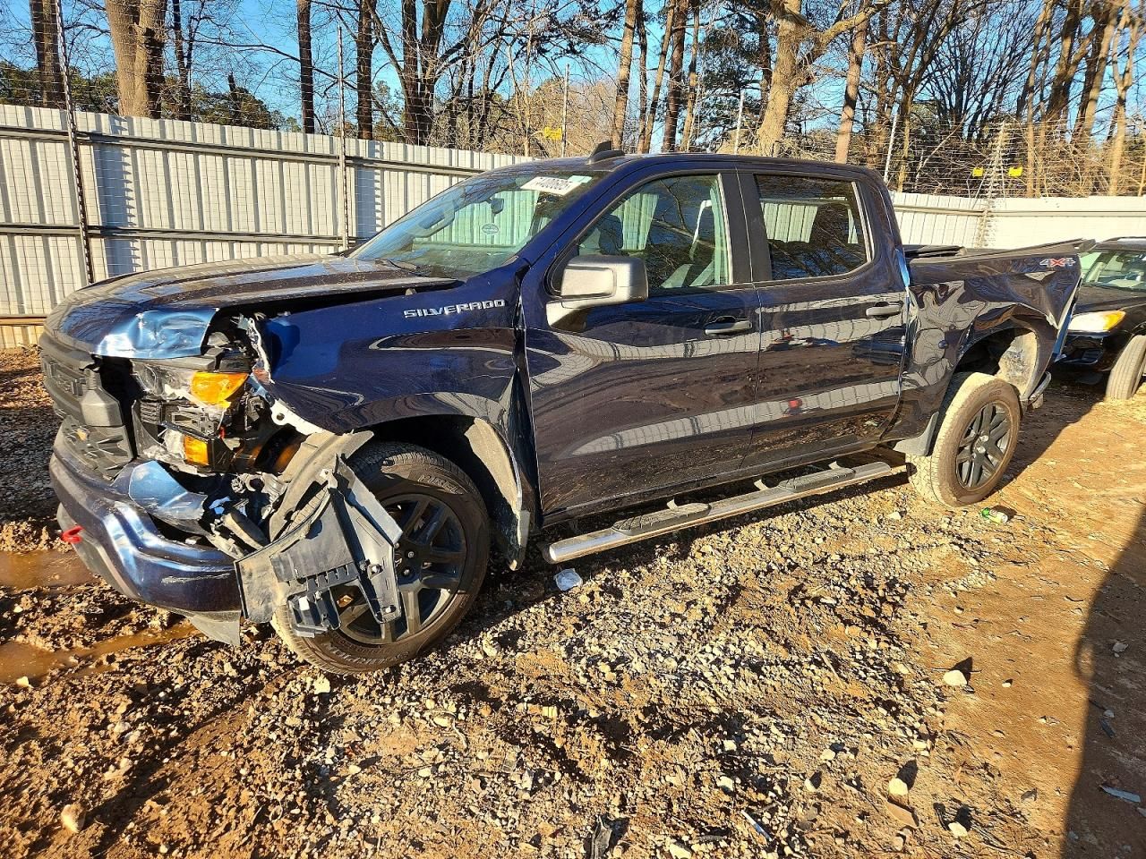2023 Chevrolet Silverado K1500 Custom