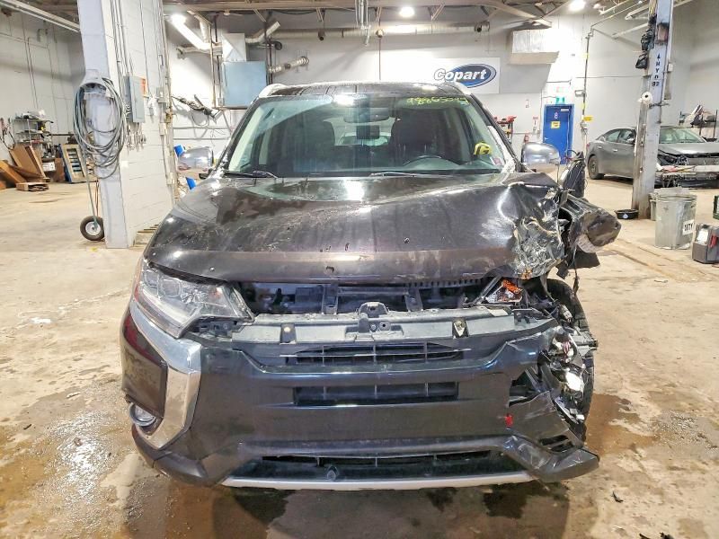 2018 Mitsubishi Outlander se