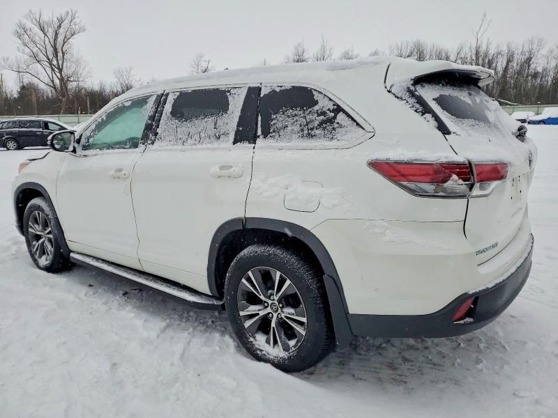 2016 Toyota Highlander xle