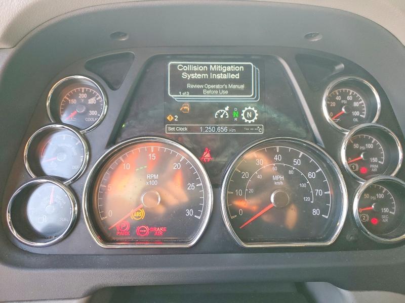 2019 Peterbilt 579 Semi Truck